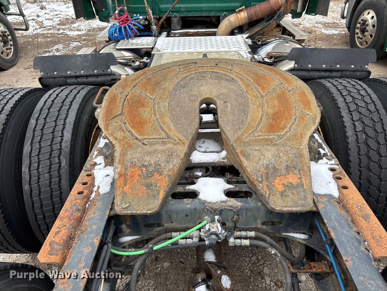 image for item FG1125 2017 Freightliner Cascadia 125 semi truck