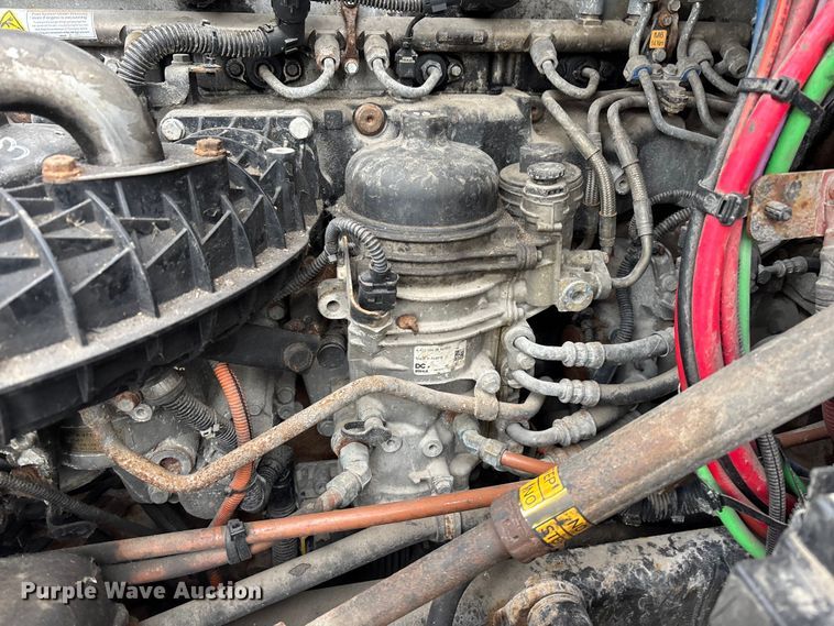 image for item FG1125 2017 Freightliner Cascadia 125 semi truck