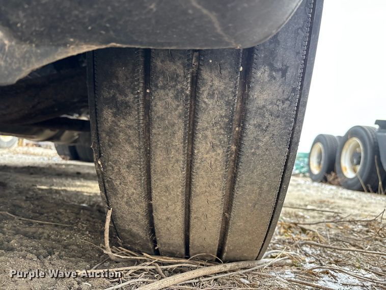 image for item FG1125 2017 Freightliner Cascadia 125 semi truck