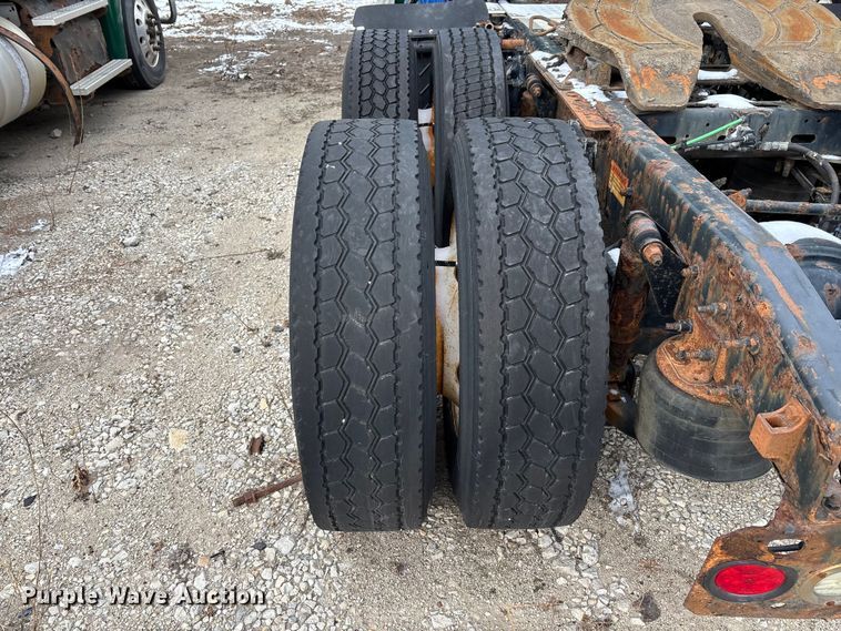 image for item FG1125 2017 Freightliner Cascadia 125 semi truck