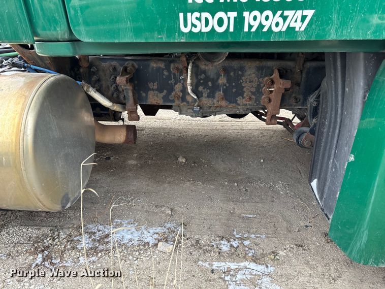 image for item FG1126 2017 Freightliner Cascadia 125 semi truck