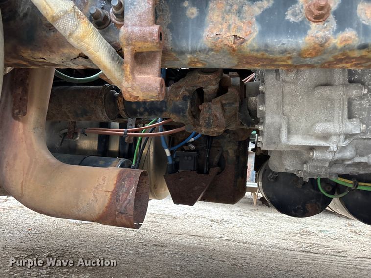 image for item FG1126 2017 Freightliner Cascadia 125 semi truck