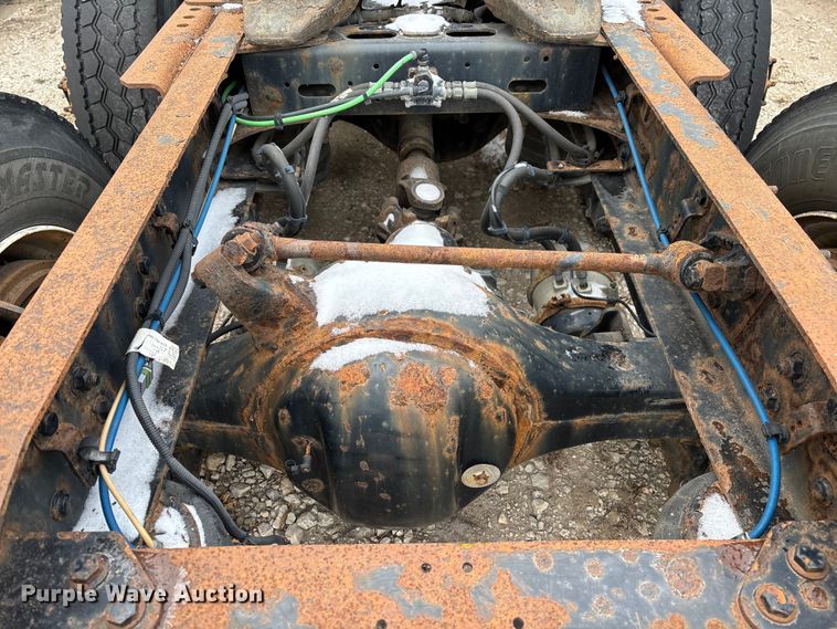 image for item FG1126 2017 Freightliner Cascadia 125 semi truck