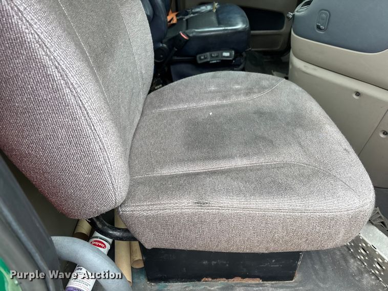 image for item FG1126 2017 Freightliner Cascadia 125 semi truck