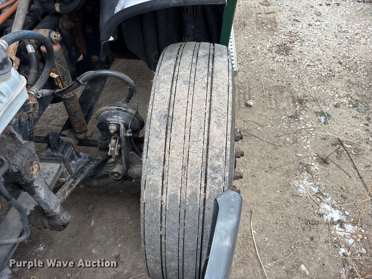 image for item FG1126 2017 Freightliner Cascadia 125 semi truck