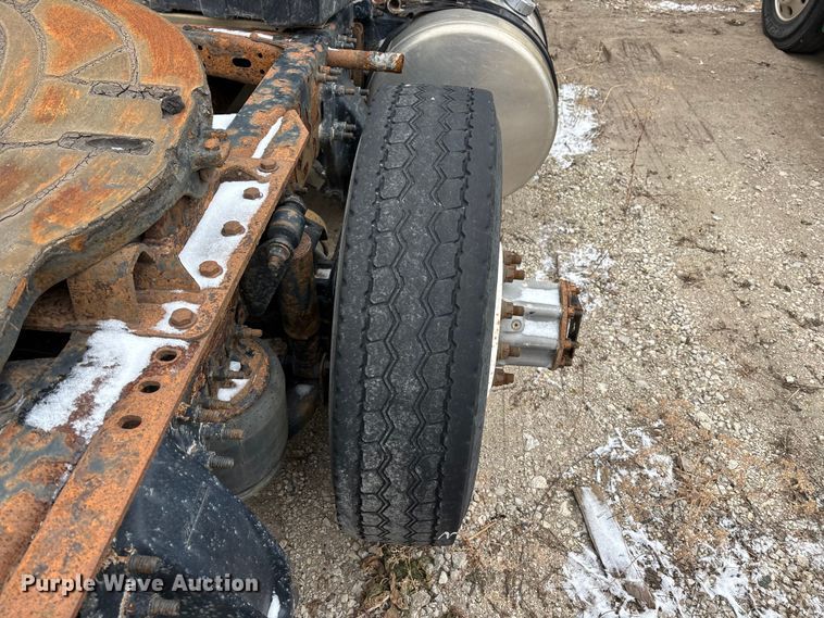 image for item FG1126 2017 Freightliner Cascadia 125 semi truck