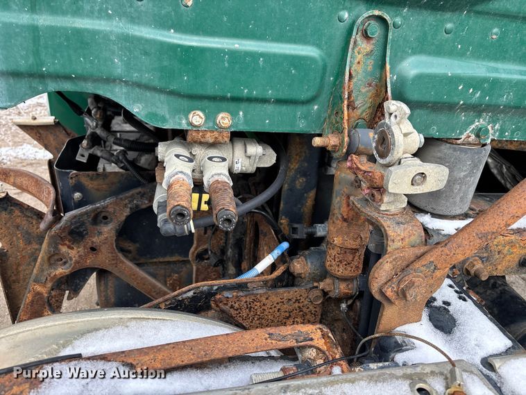 image for item FG1127 2017 Freightliner Cascadia 125 semi truck