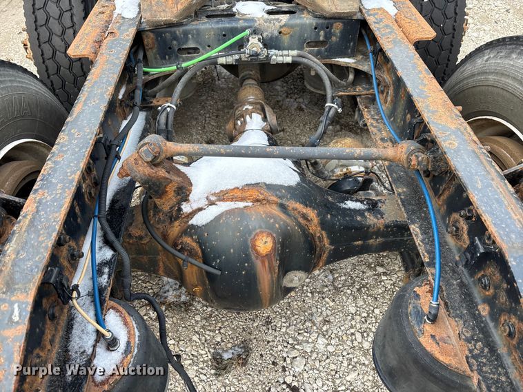 image for item FG1127 2017 Freightliner Cascadia 125 semi truck