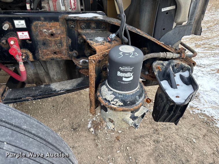 image for item FG1127 2017 Freightliner Cascadia 125 semi truck