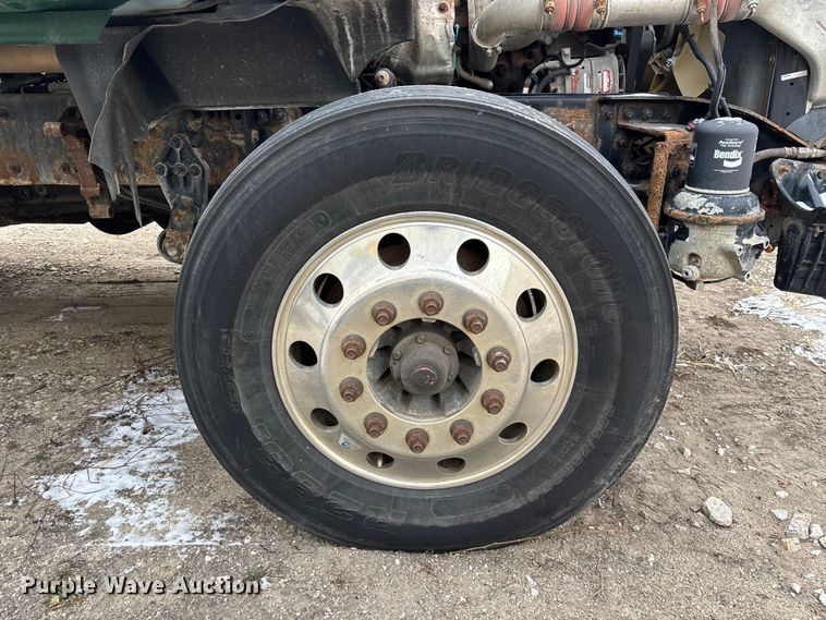 image for item FG1127 2017 Freightliner Cascadia 125 semi truck