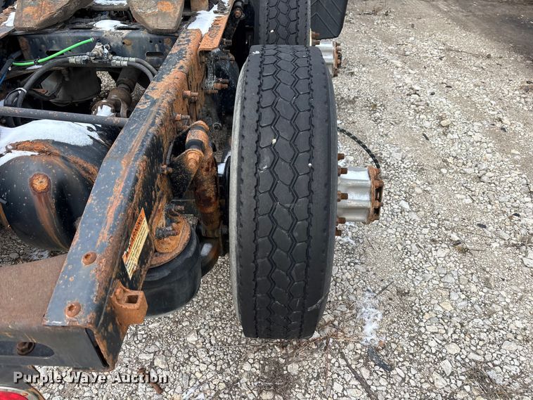 image for item FG1127 2017 Freightliner Cascadia 125 semi truck