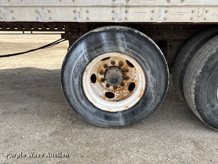 image for item FG1128 2005 Strick  dry van trailer