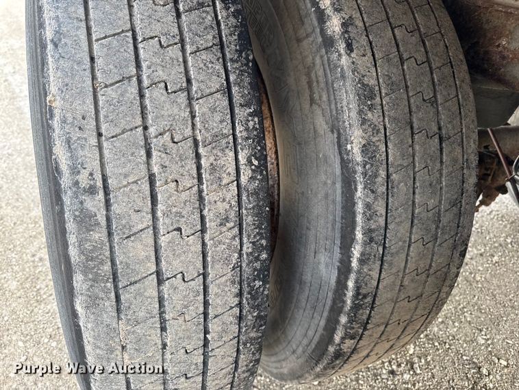 image for item FG1128 2005 Strick  dry van trailer