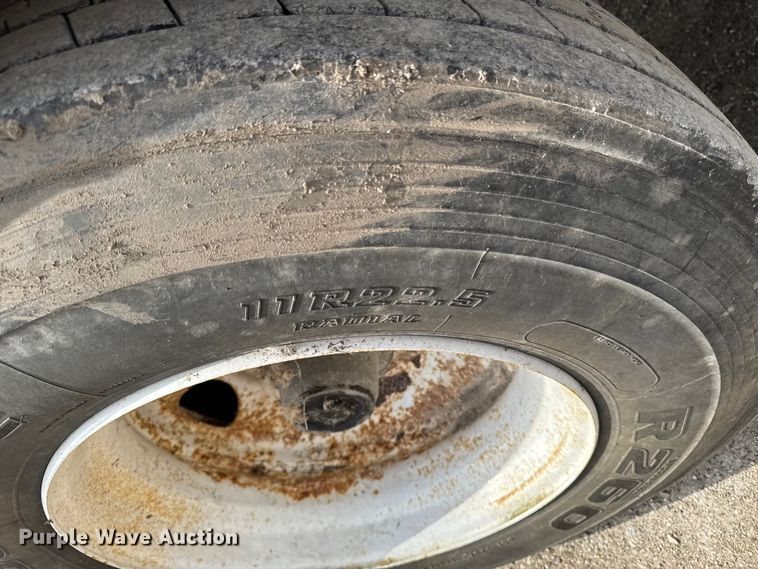 image for item FG1128 2005 Strick  dry van trailer