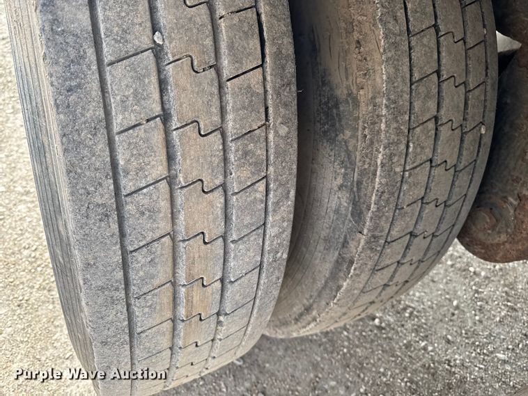 image for item FG1128 2005 Strick  dry van trailer