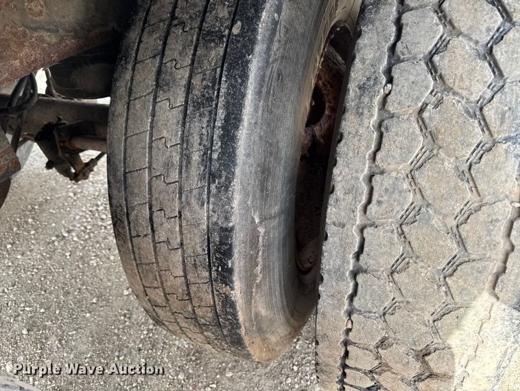 image for item FG1128 2005 Strick  dry van trailer