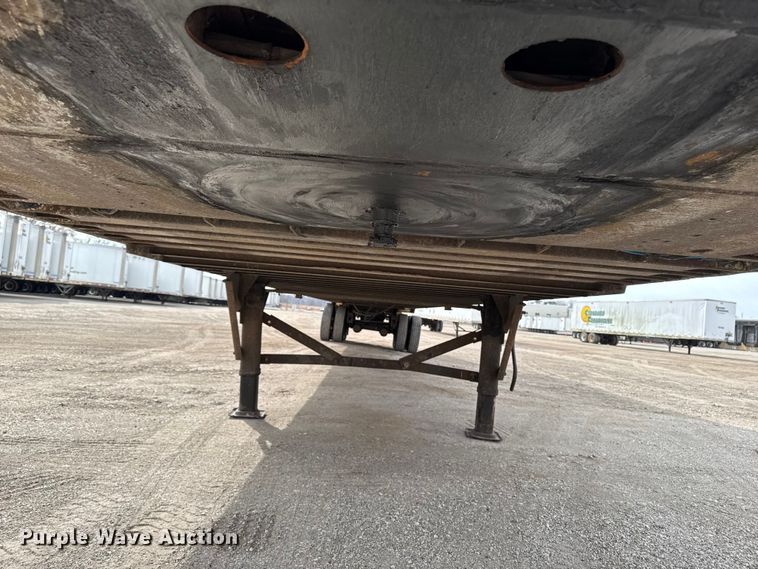 image for item FG1130 2013 Strick dry van trailer