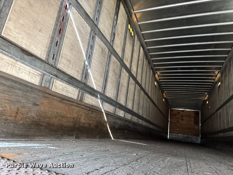 image for item FG1130 2013 Strick dry van trailer