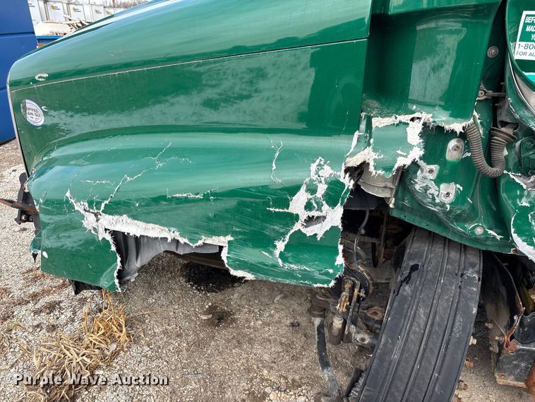 image for item FG1131 2017 Freightliner Cascadia 125 semi truck