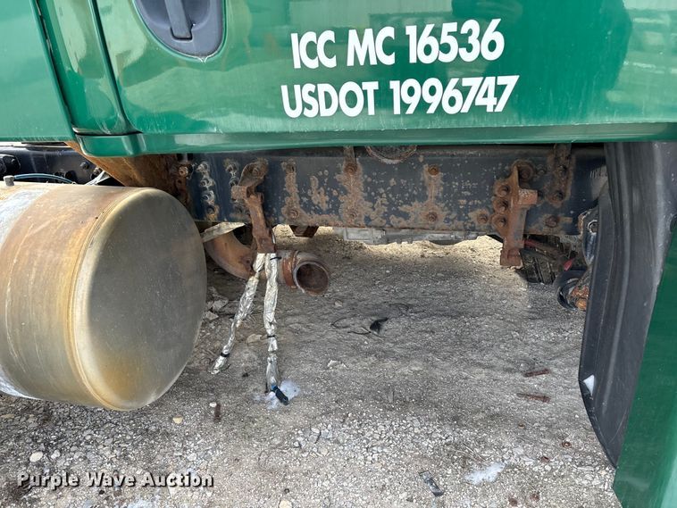 image for item FG1131 2017 Freightliner Cascadia 125 semi truck