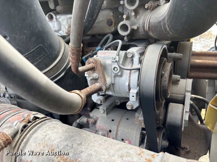 image for item FG1131 2017 Freightliner Cascadia 125 semi truck