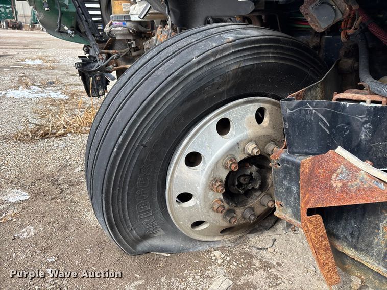 image for item FG1131 2017 Freightliner Cascadia 125 semi truck