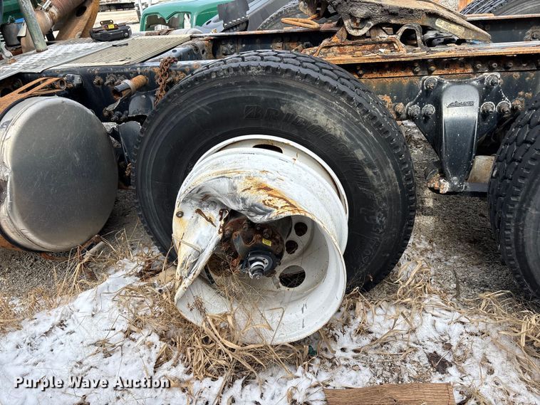 image for item FG1131 2017 Freightliner Cascadia 125 semi truck