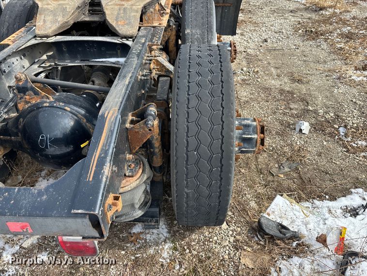 image for item FG1132 2016 Mack CXU613 semi truck