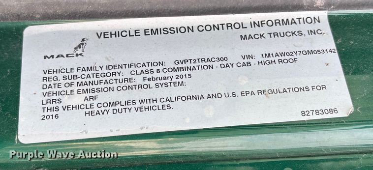 image for item FG1132 2016 Mack CXU613 semi truck