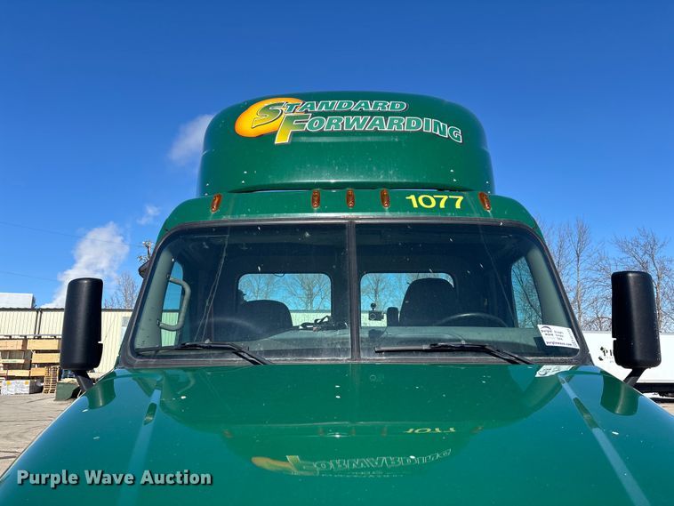 image for item FG1133 2017 Freightliner Cascadia 125 semi truck