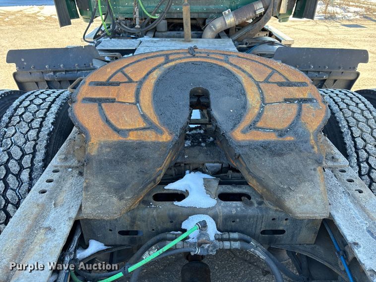 image for item FG1133 2017 Freightliner Cascadia 125 semi truck