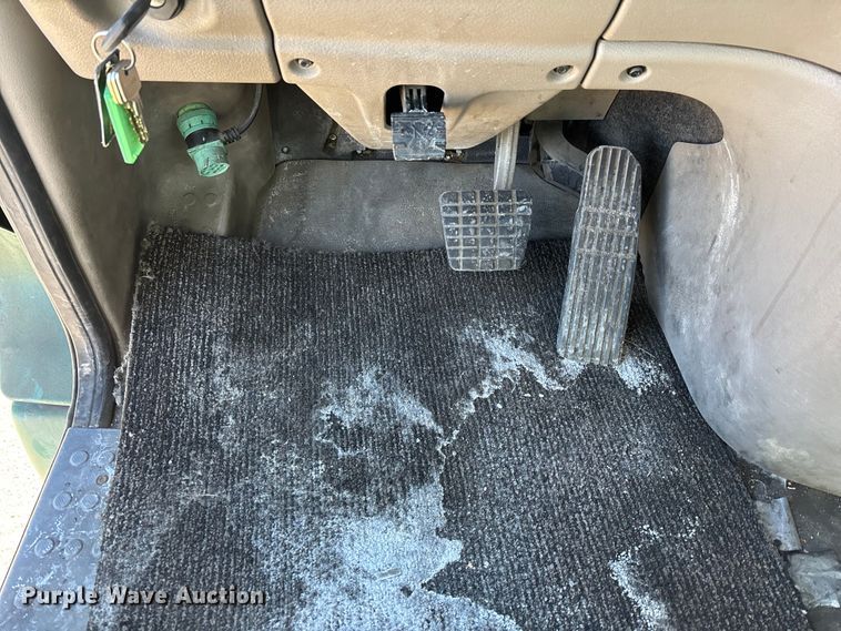 image for item FG1133 2017 Freightliner Cascadia 125 semi truck