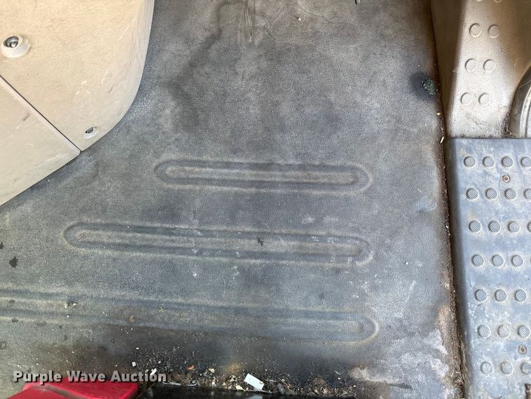 image for item FG1133 2017 Freightliner Cascadia 125 semi truck