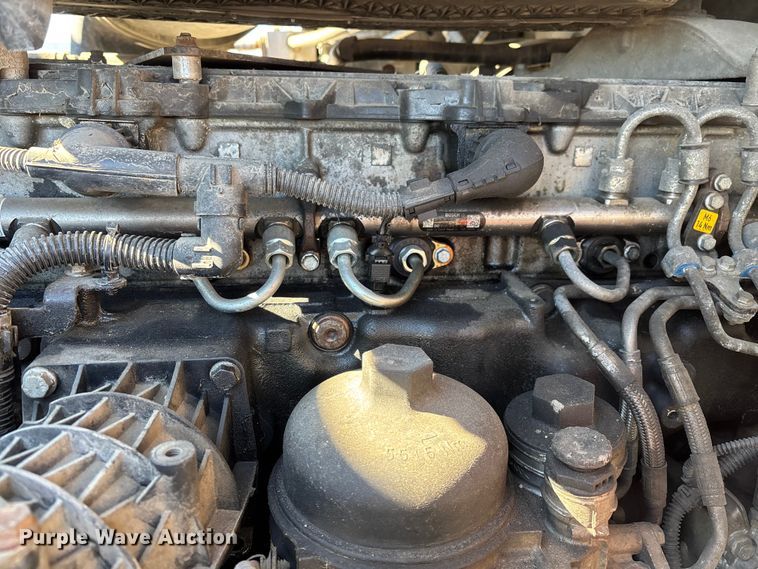 image for item FG1133 2017 Freightliner Cascadia 125 semi truck