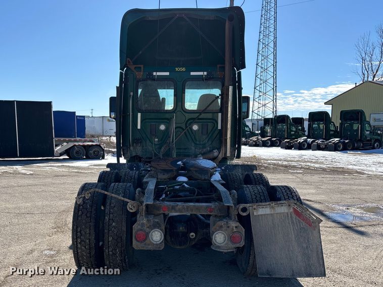 image for item FG1134 2017 Freightliner Cascadia 125 semi truck