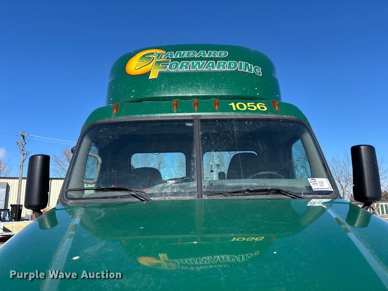 image for item FG1134 2017 Freightliner Cascadia 125 semi truck