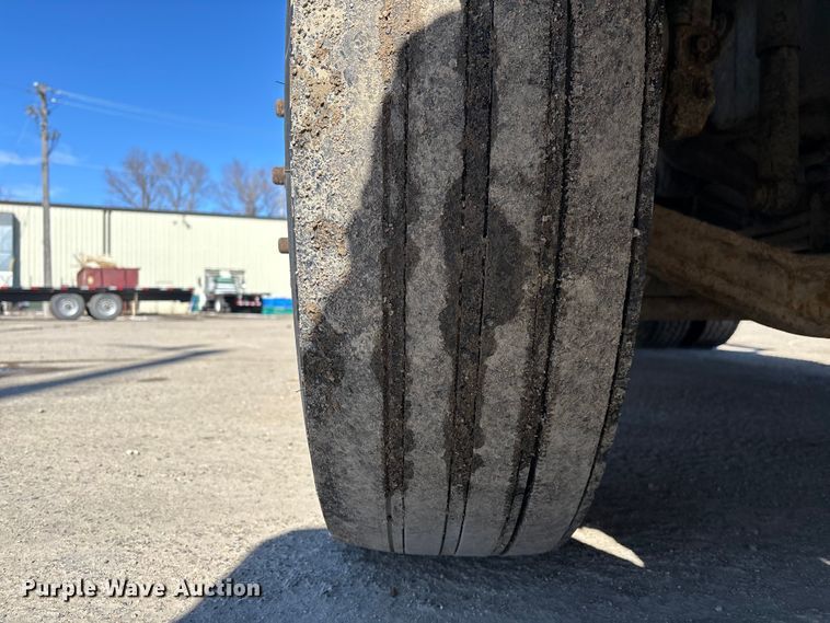 image for item FG1134 2017 Freightliner Cascadia 125 semi truck