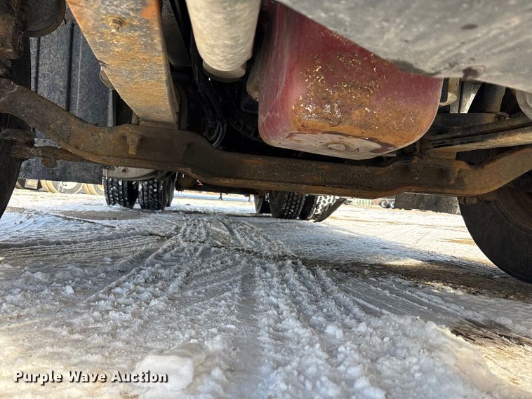 image for item FG1135 2016 Mack CXU613 semi truck