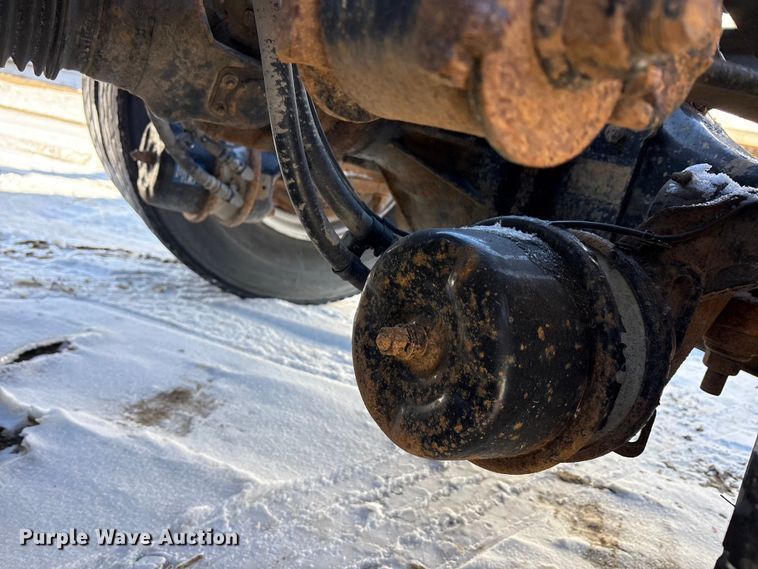 image for item FG1136 2016 Mack CXU613 semi truck