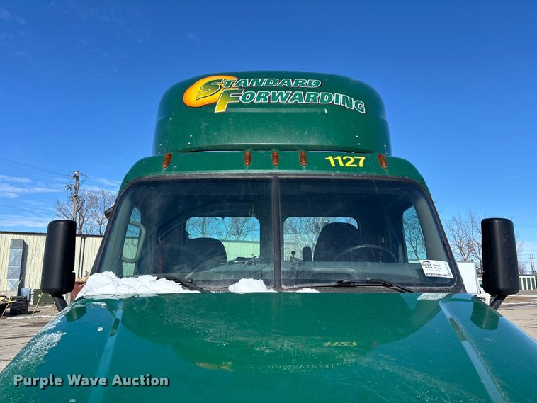 image for item FG1137 2017 Freightliner Cascadia 125 semi truck