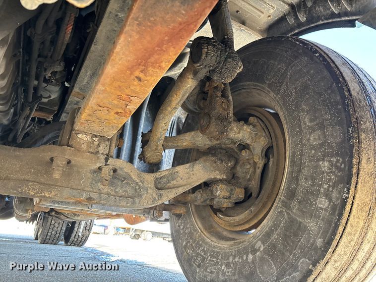 image for item FG1137 2017 Freightliner Cascadia 125 semi truck