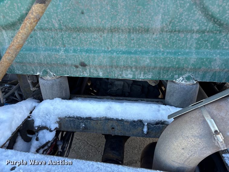 image for item FG1137 2017 Freightliner Cascadia 125 semi truck