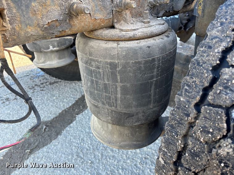 image for item FG1137 2017 Freightliner Cascadia 125 semi truck