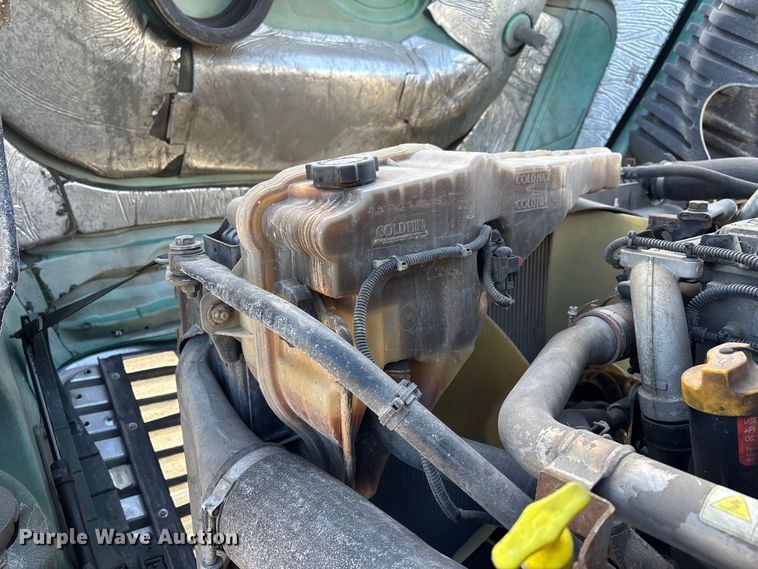 image for item FG1137 2017 Freightliner Cascadia 125 semi truck