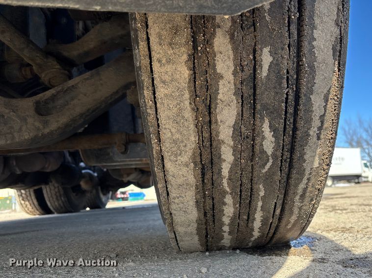 image for item FG1137 2017 Freightliner Cascadia 125 semi truck