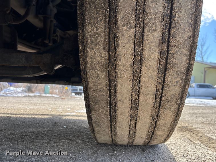 image for item FG1137 2017 Freightliner Cascadia 125 semi truck