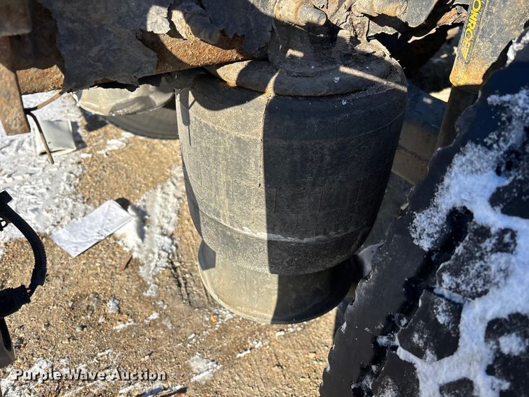 image for item FG1138 2017 Freightliner Cascadia 125 semi truck