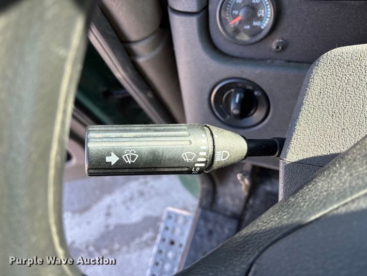 image for item FG1138 2017 Freightliner Cascadia 125 semi truck