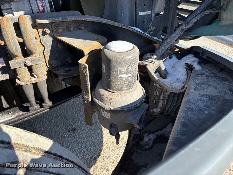 image for item FG1138 2017 Freightliner Cascadia 125 semi truck