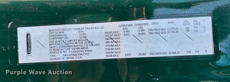 image for item FG1138 2017 Freightliner Cascadia 125 semi truck